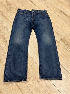 Levi's Men's Relaxed Fit Medium Dark Blue Jeans